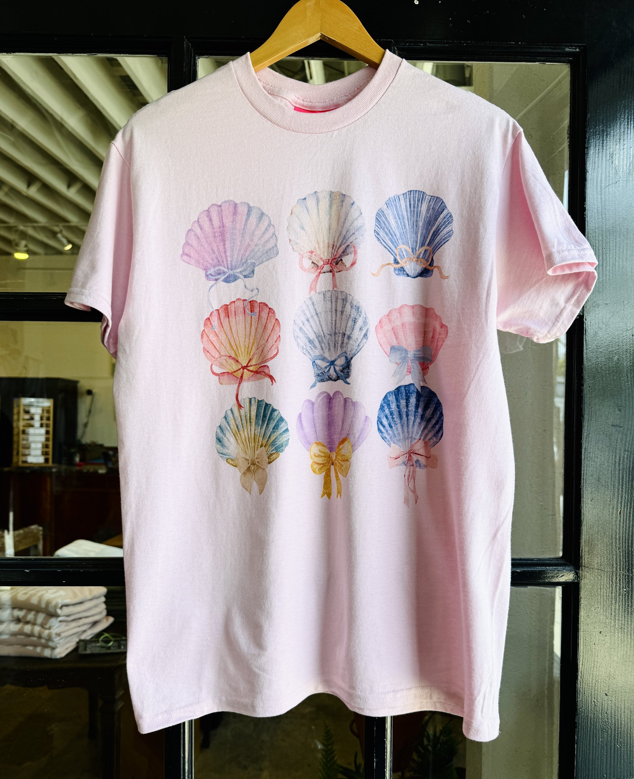 Pink Shell Tee – Twigoflaguna