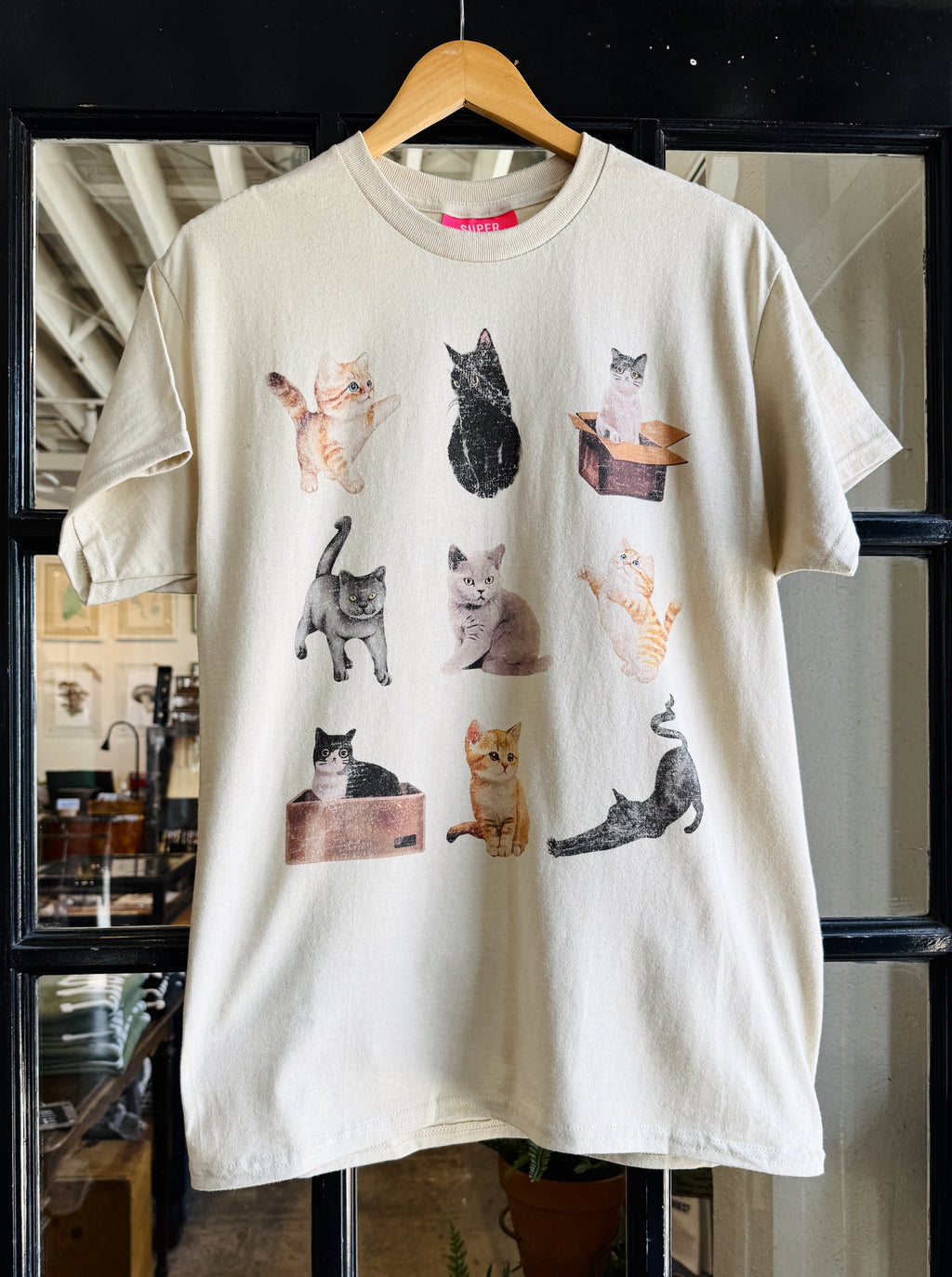 More Cats Tee – Twigoflaguna
